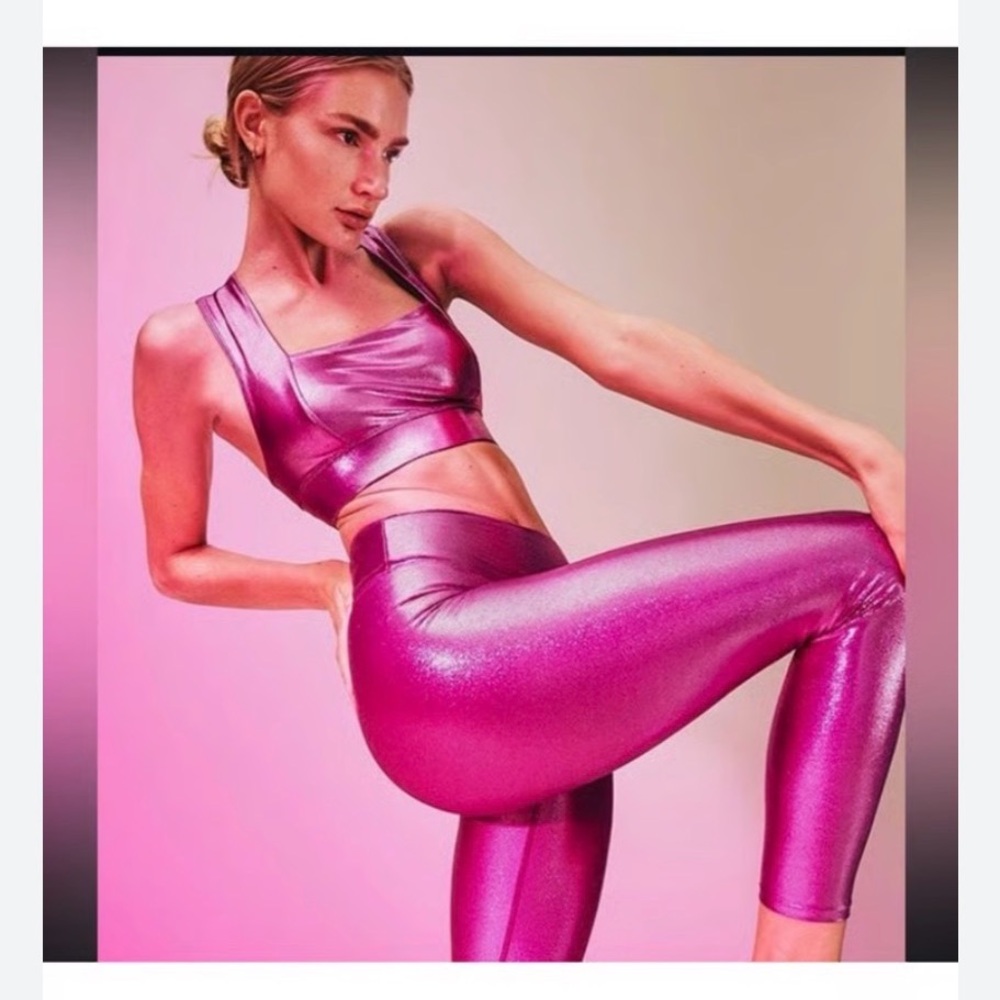 Marvel High-Waisted Metallic Performance Legging